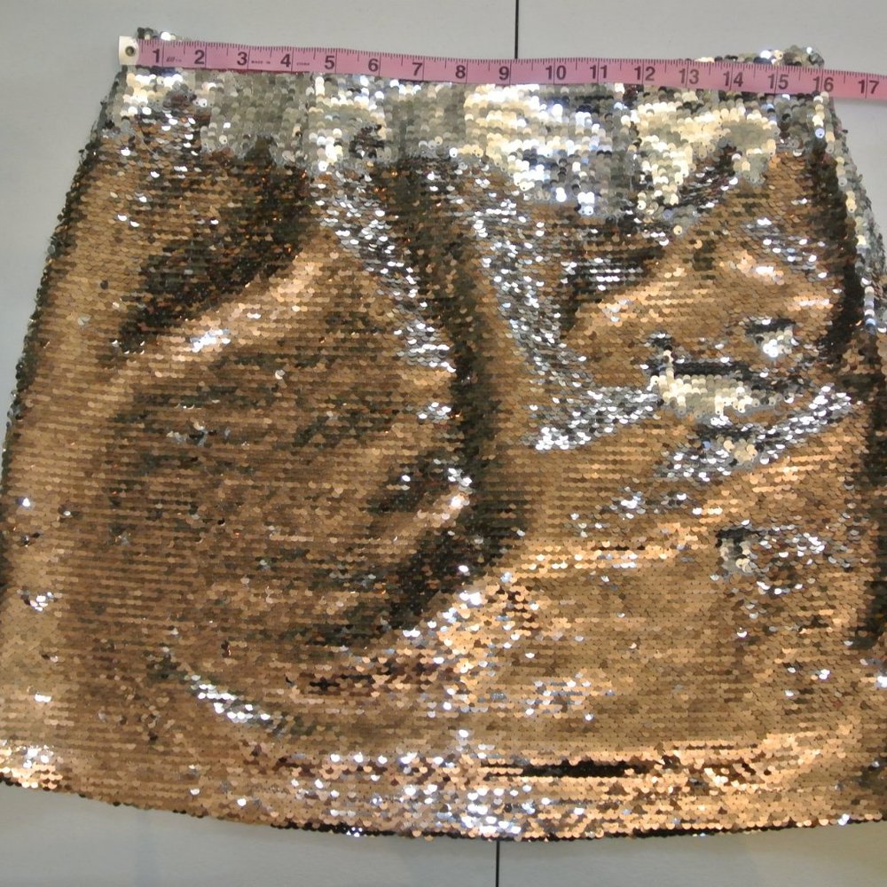 REVERSE SEQUIN Gianni Bini Mini Skirt Size Large